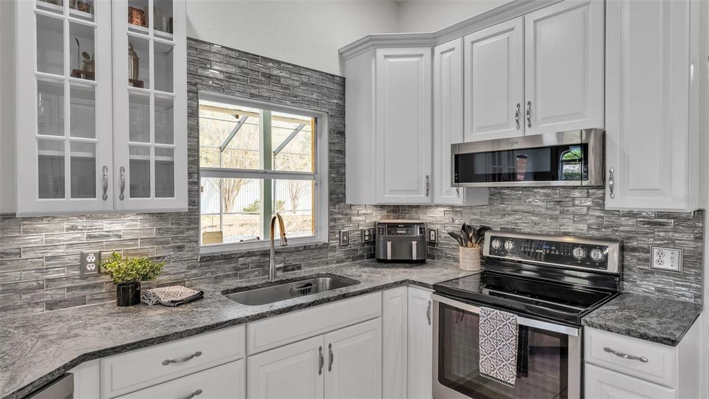 Photo of 3210 Curtis Dane Lane, Lakeland, FL 33812 (MLS # L4959576)