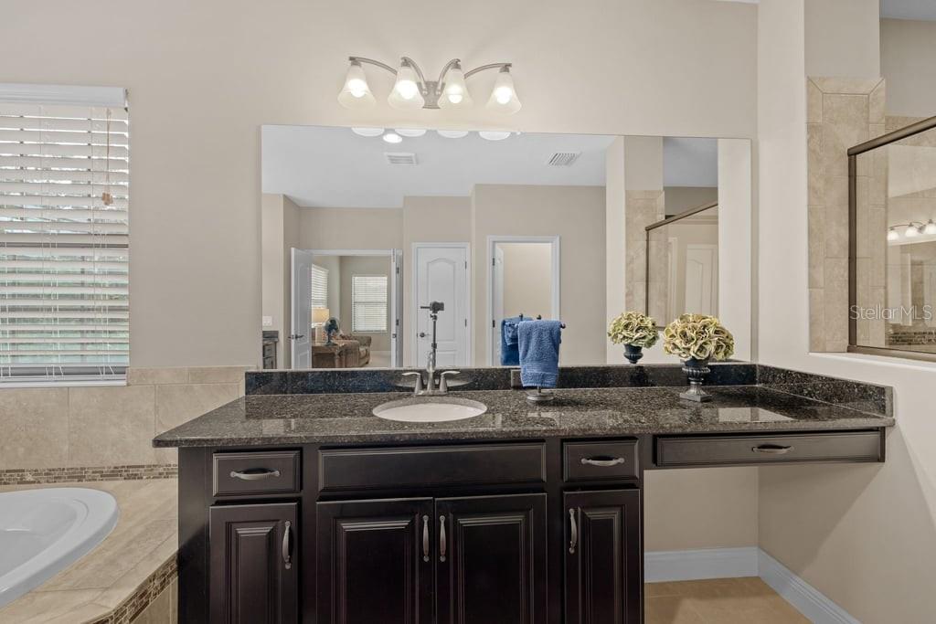 LAKESHORE RANCH PH I - Residential