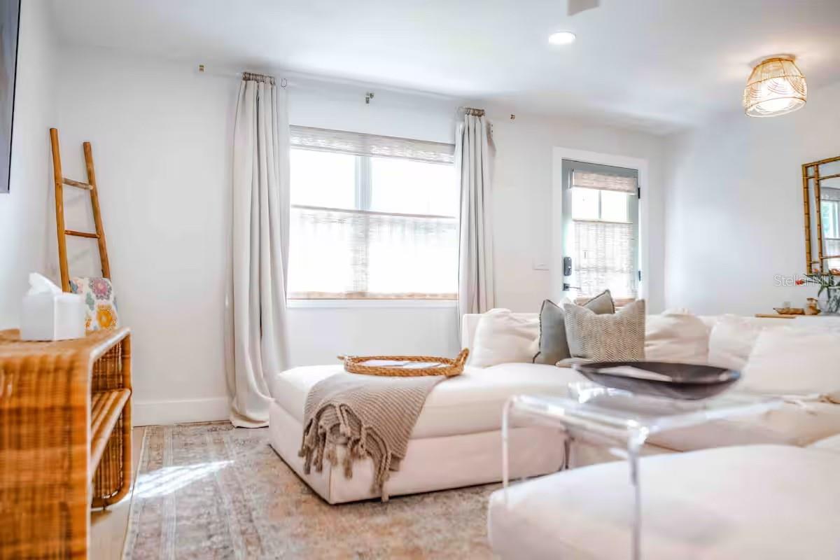 OLIVER ESTATES - Residential Lease