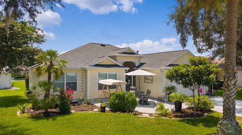 Photo of 9340 SE 170th Humphreys Loop, The Villages, FL 32162 (MLS # G5114525)