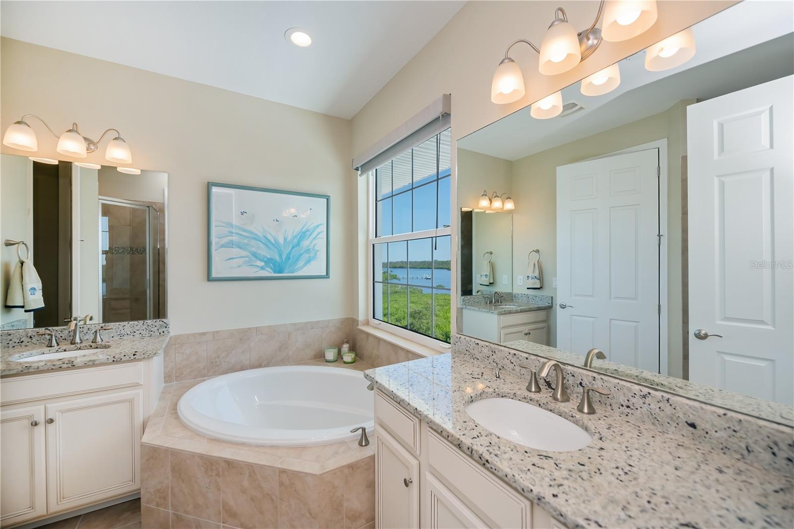 LANDINGS CORAL CRK - Residential