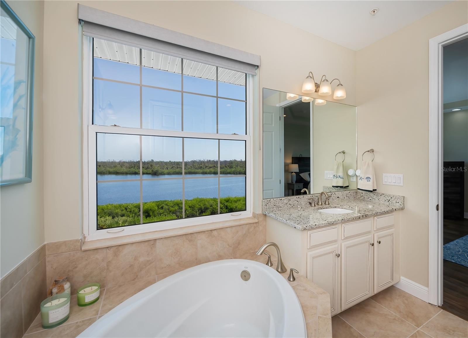 LANDINGS CORAL CRK - Residential