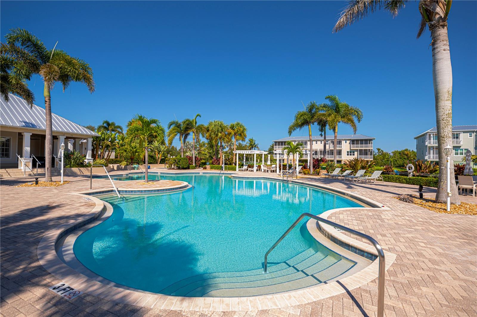 LANDINGS CORAL CRK - Residential
