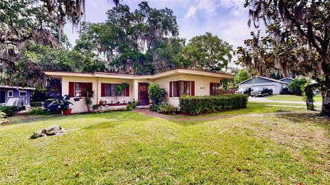 A home in WINTER GARDEN