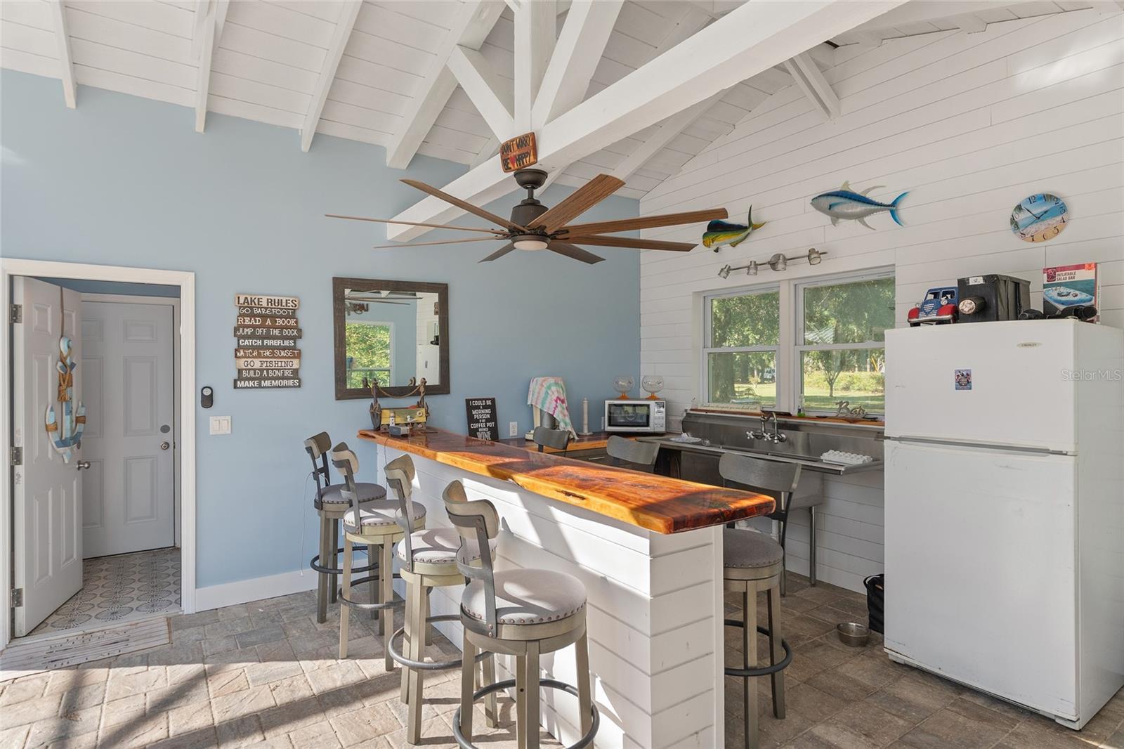 CLAY SHORES - Residential