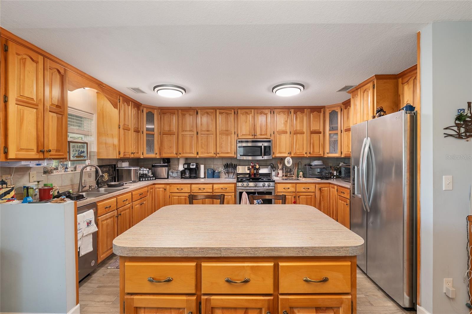 CLAY SHORES - Residential