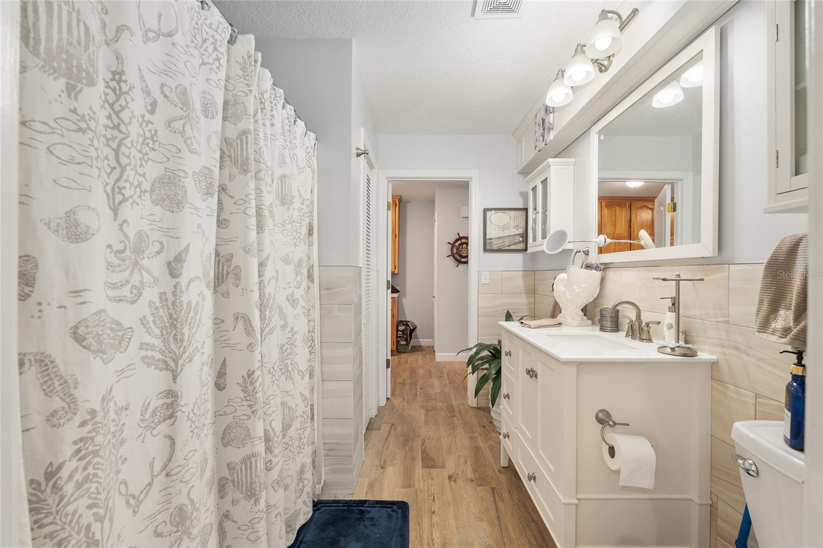 CLAY SHORES - Residential