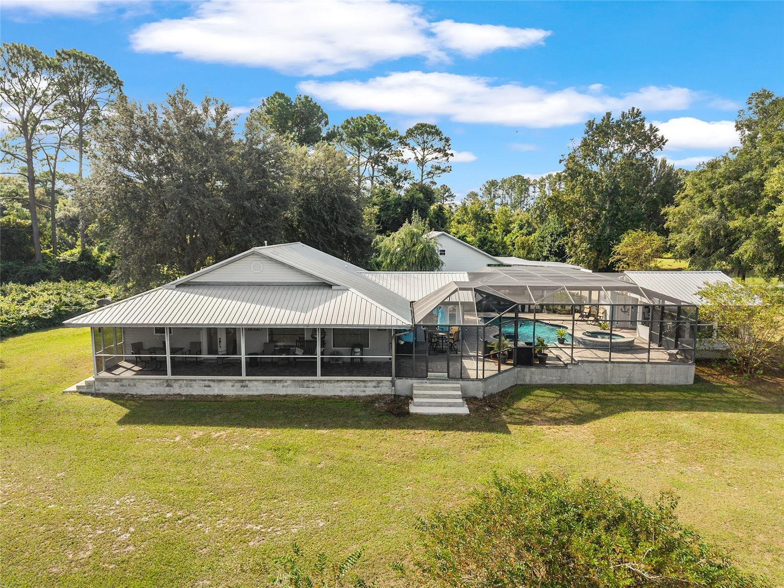 CLAY SHORES - Residential