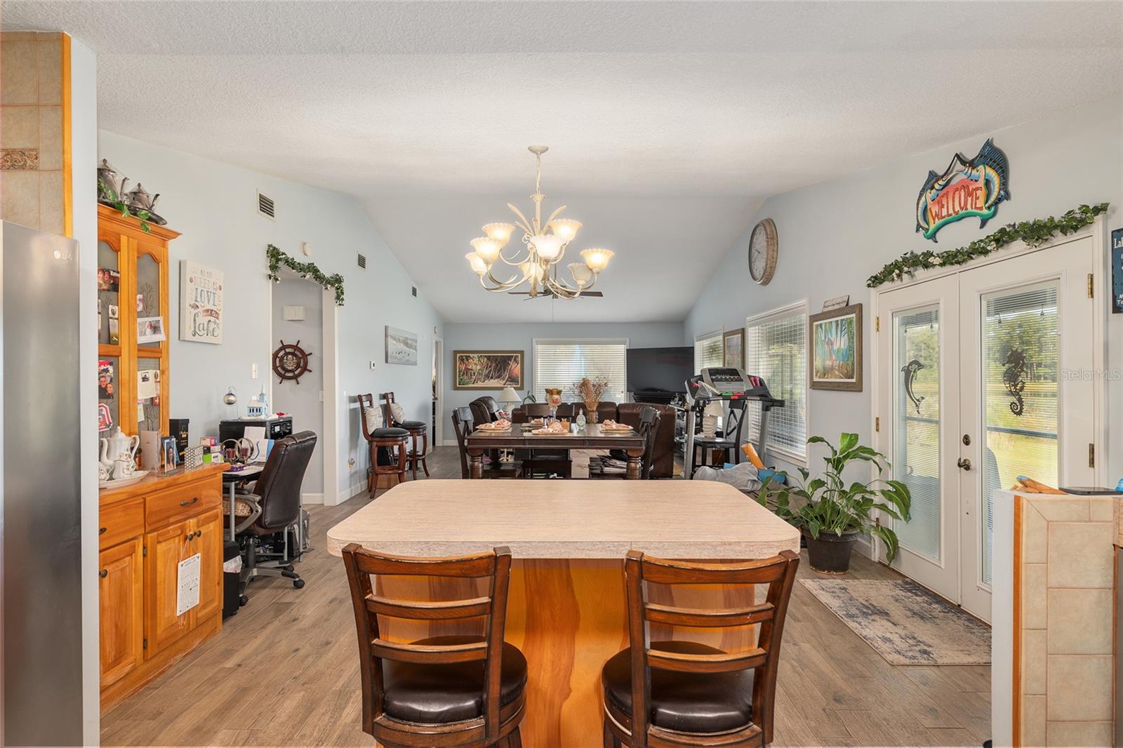 CLAY SHORES - Residential