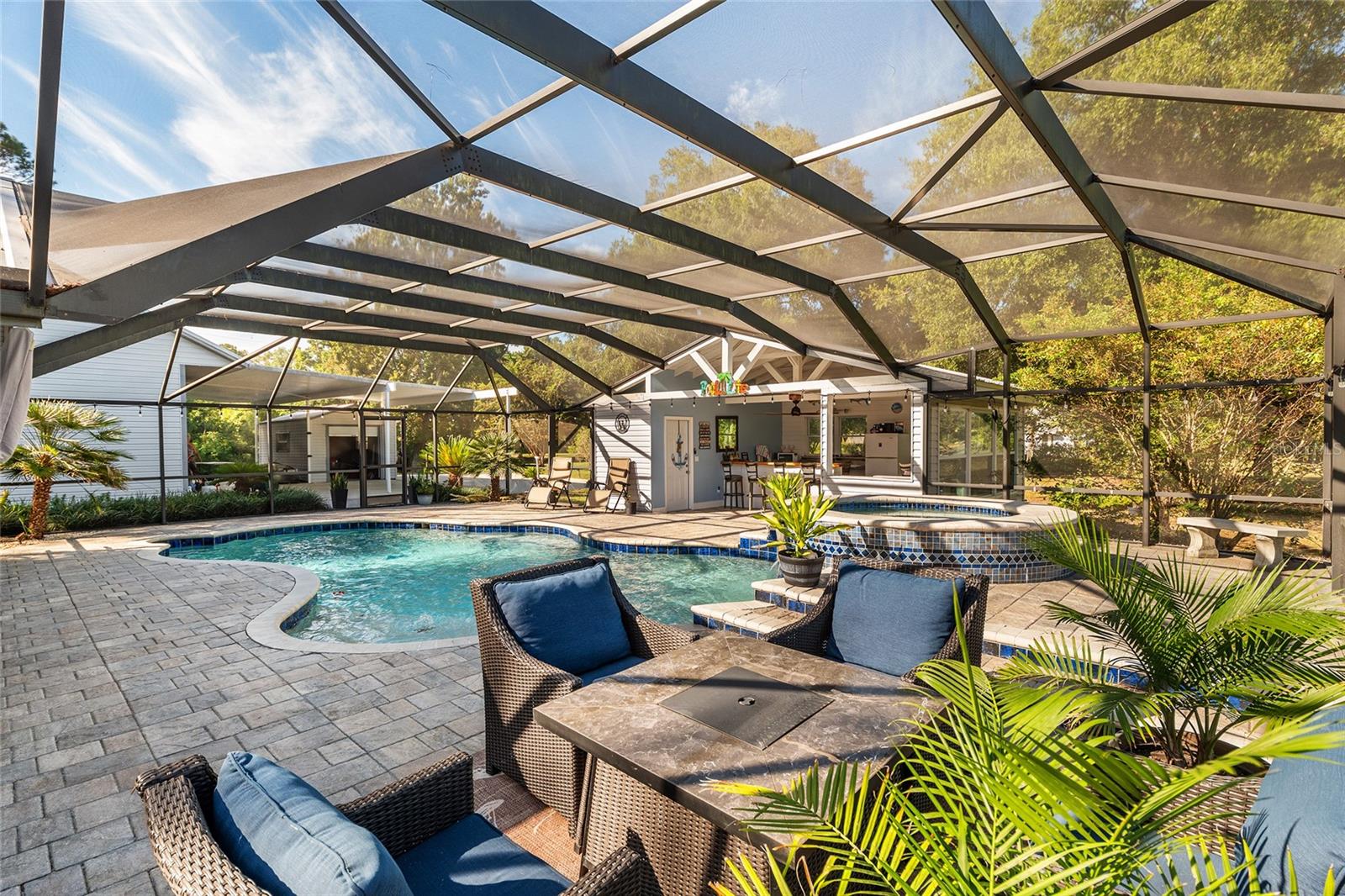 CLAY SHORES - Residential