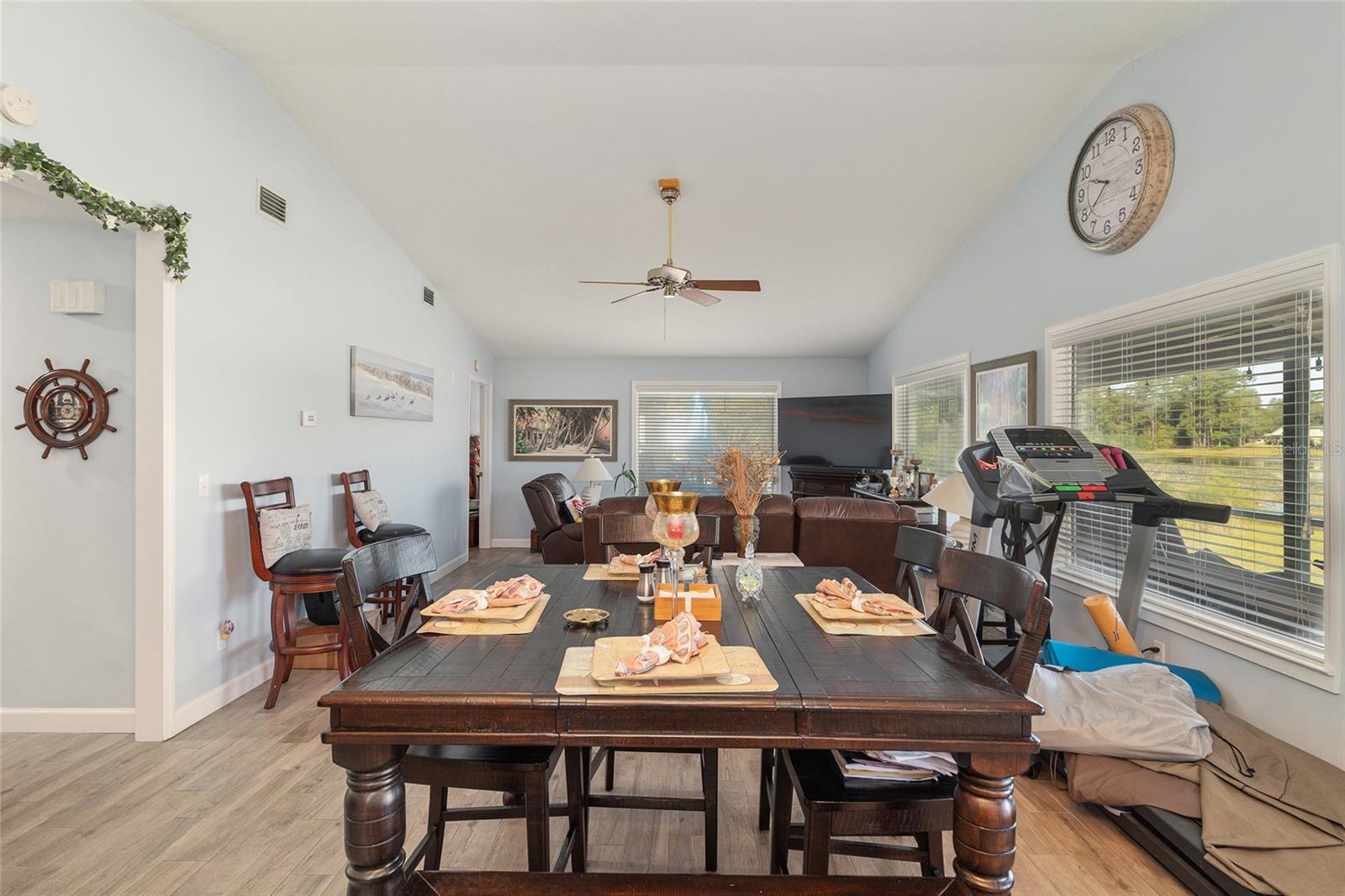 CLAY SHORES - Residential