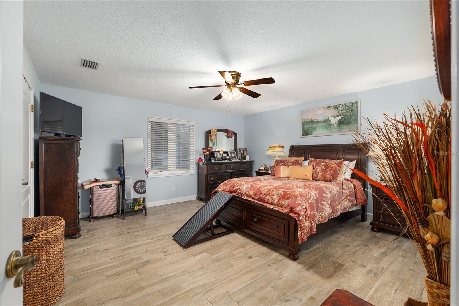 CLAY SHORES - Residential