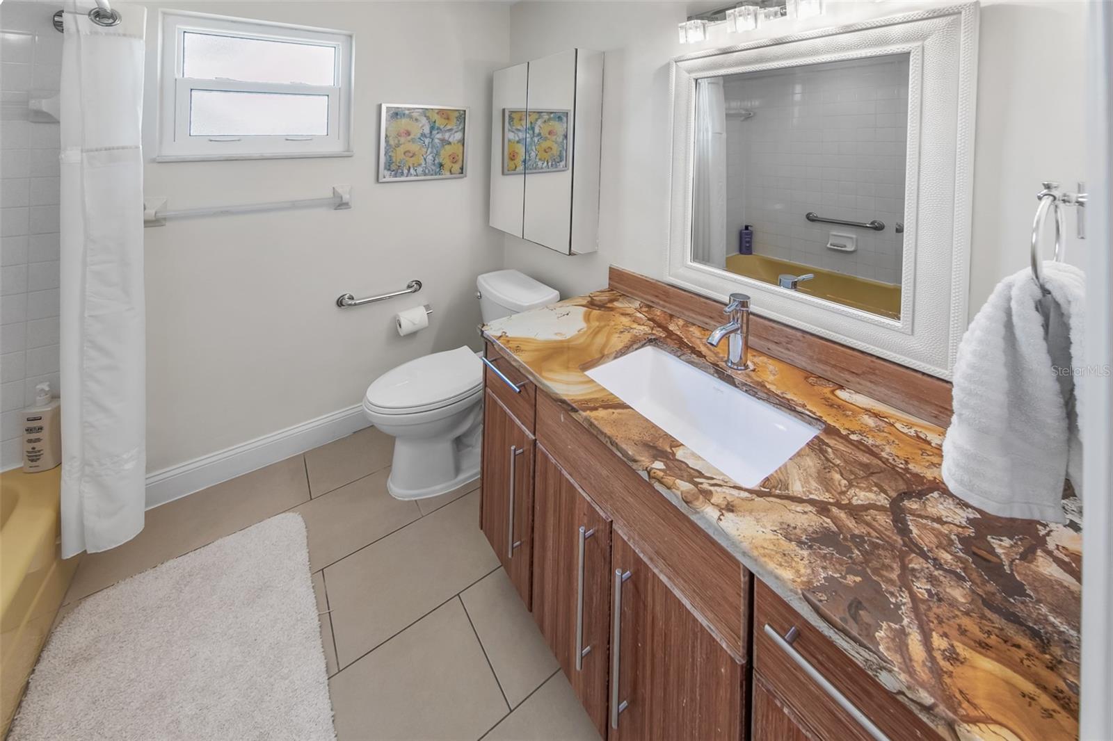 YACHT HAVEN - Residential