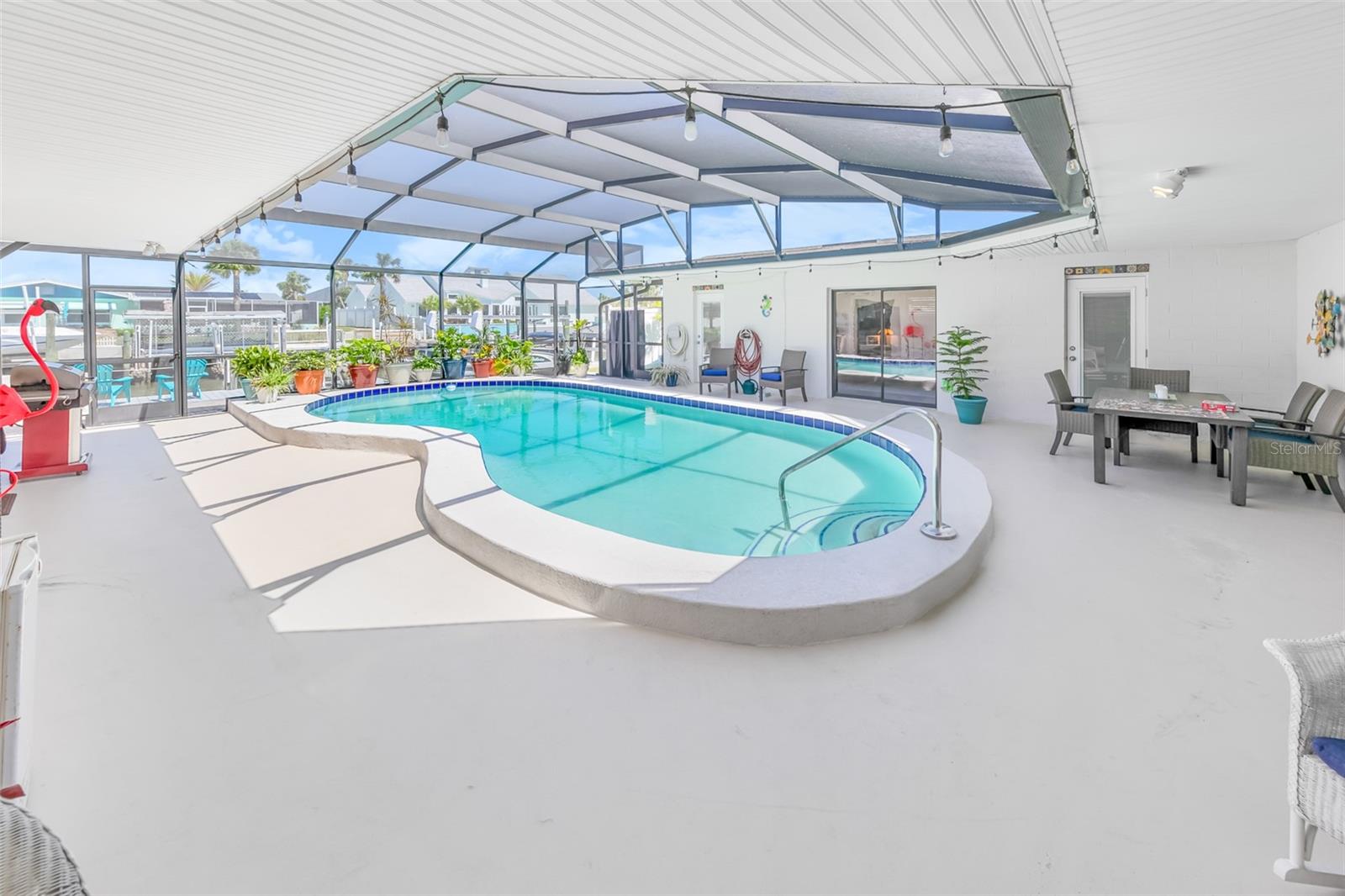 YACHT HAVEN - Residential