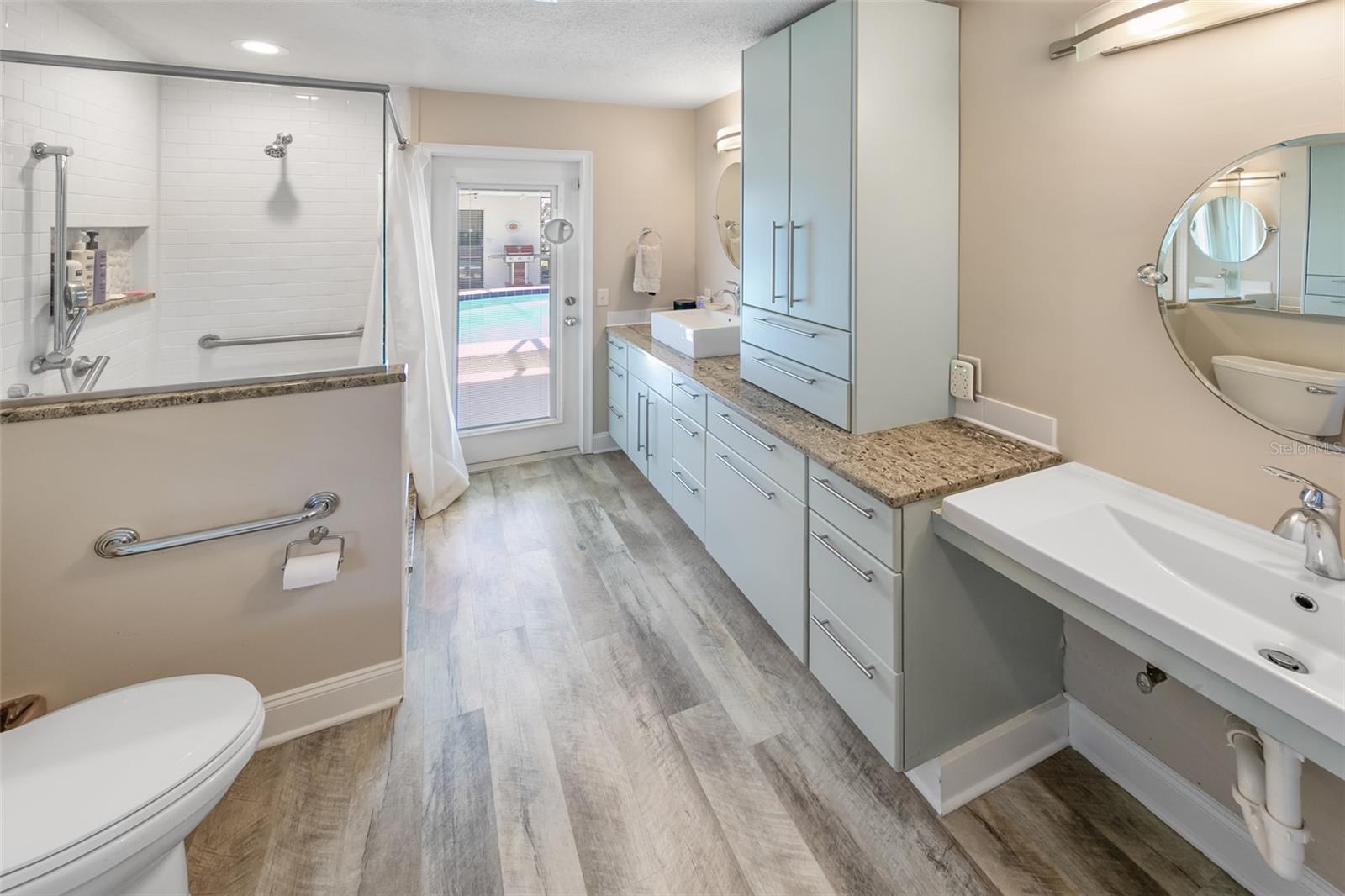 YACHT HAVEN - Residential