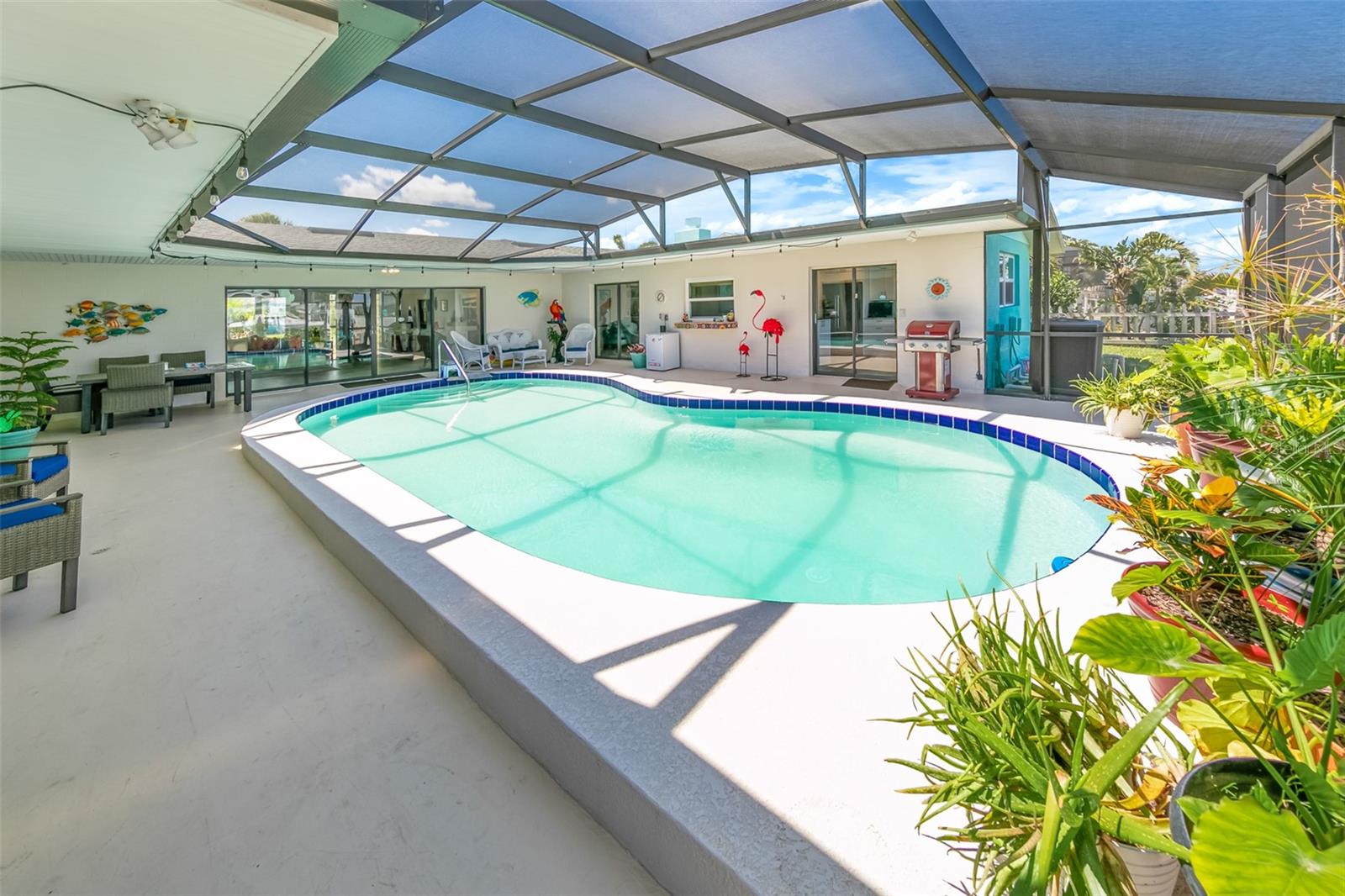 YACHT HAVEN - Residential