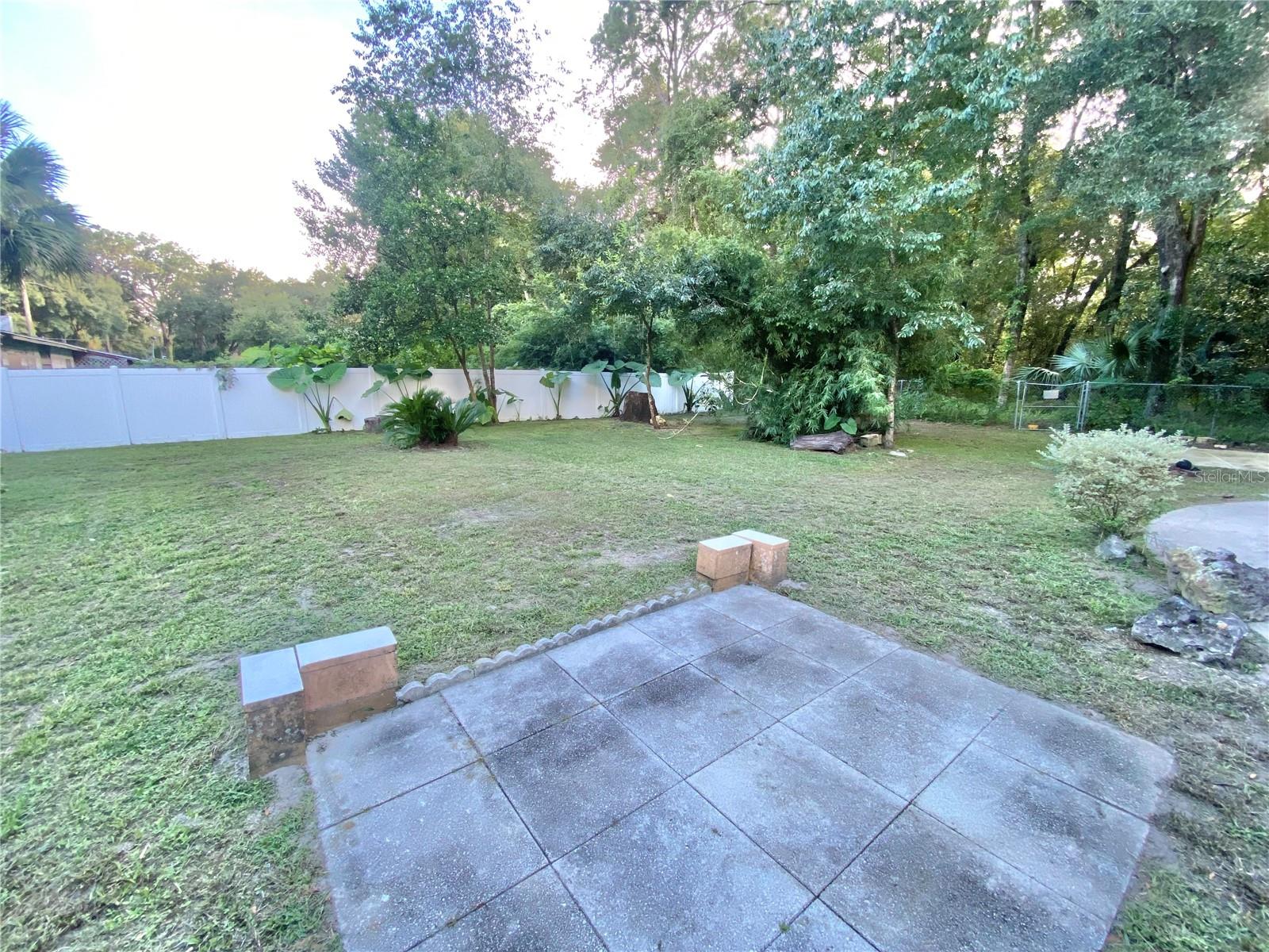 ACREAGE IN SECS 5-10 - Residential