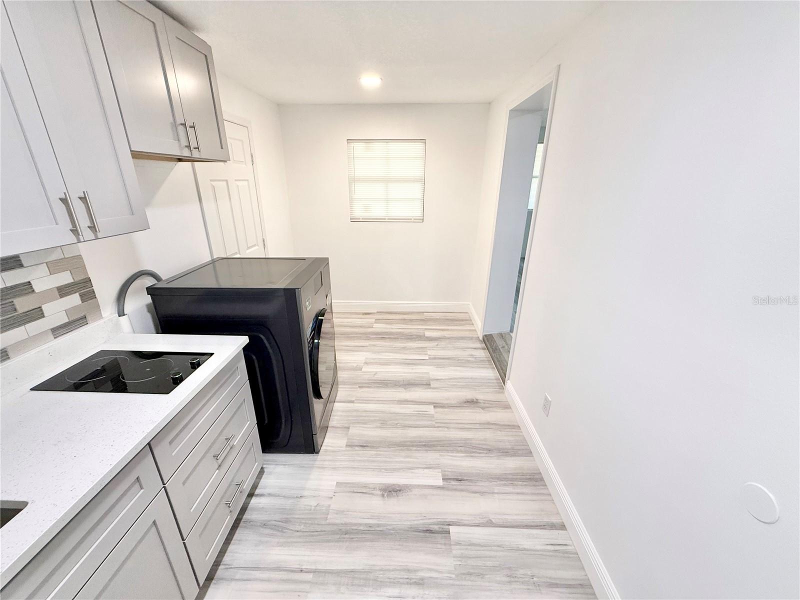 ACREAGE IN SECS 5-10 - Residential