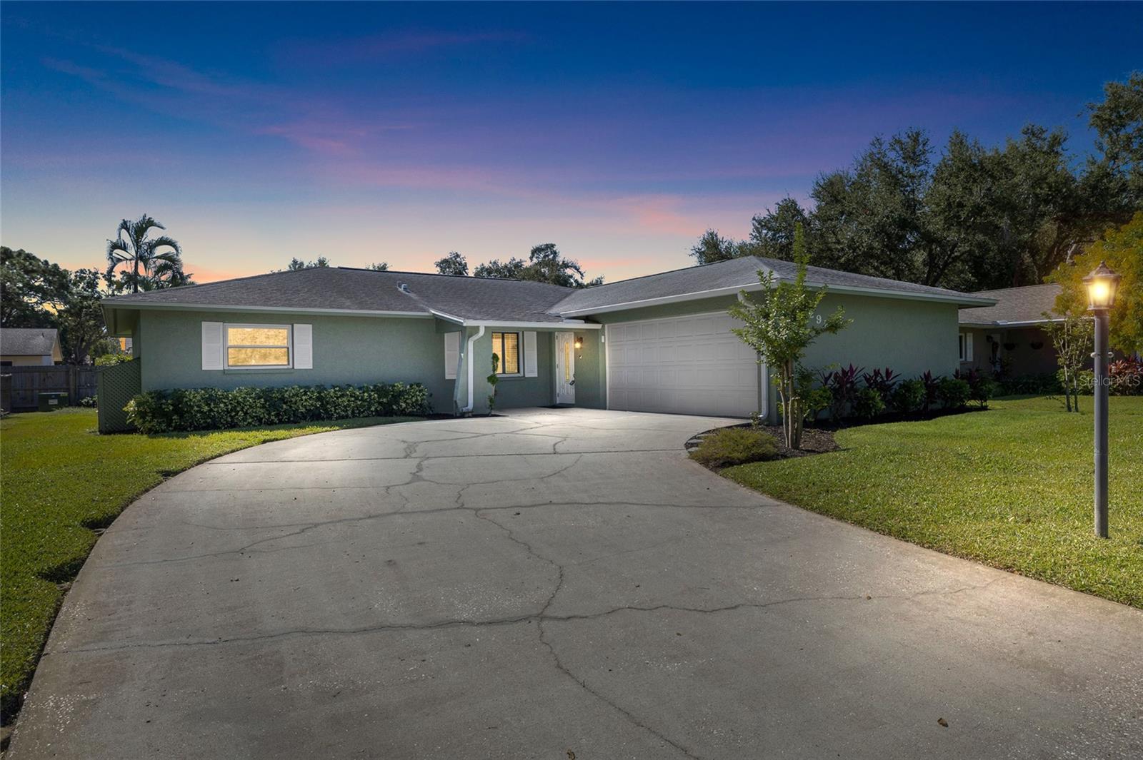 BONNIE BAY COUNTRY CLUB ESTATES-PHASE 3 - Residential