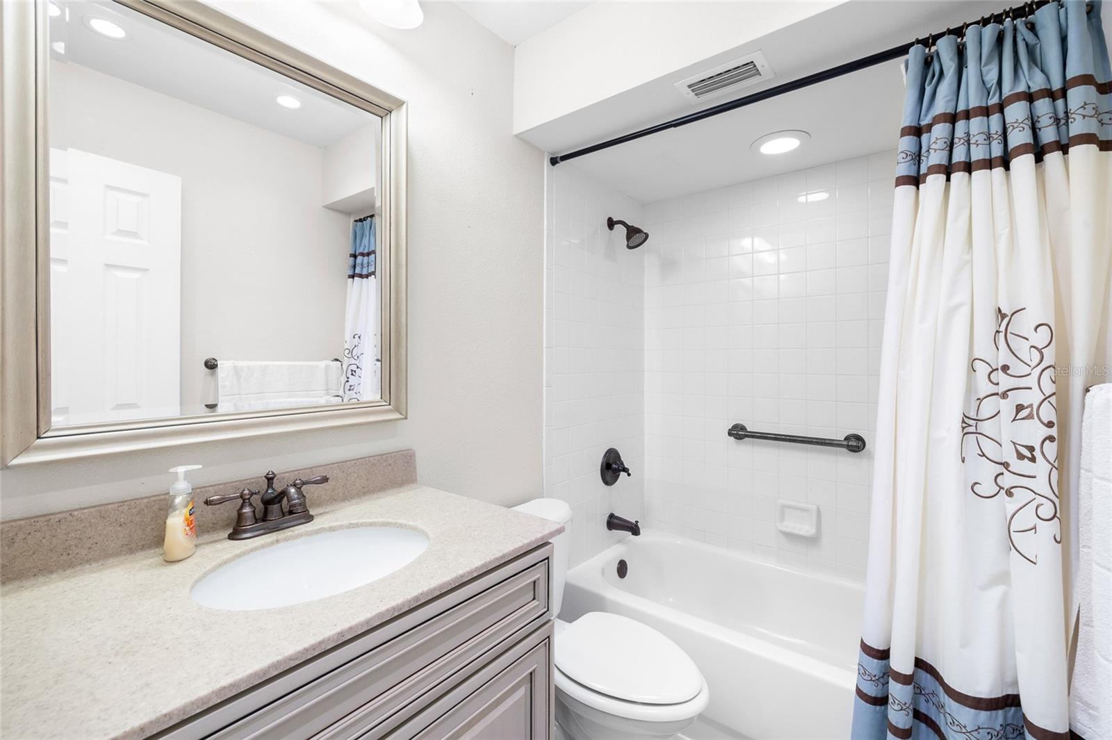 BONNIE BAY COUNTRY CLUB ESTATES-PHASE 3 - Residential