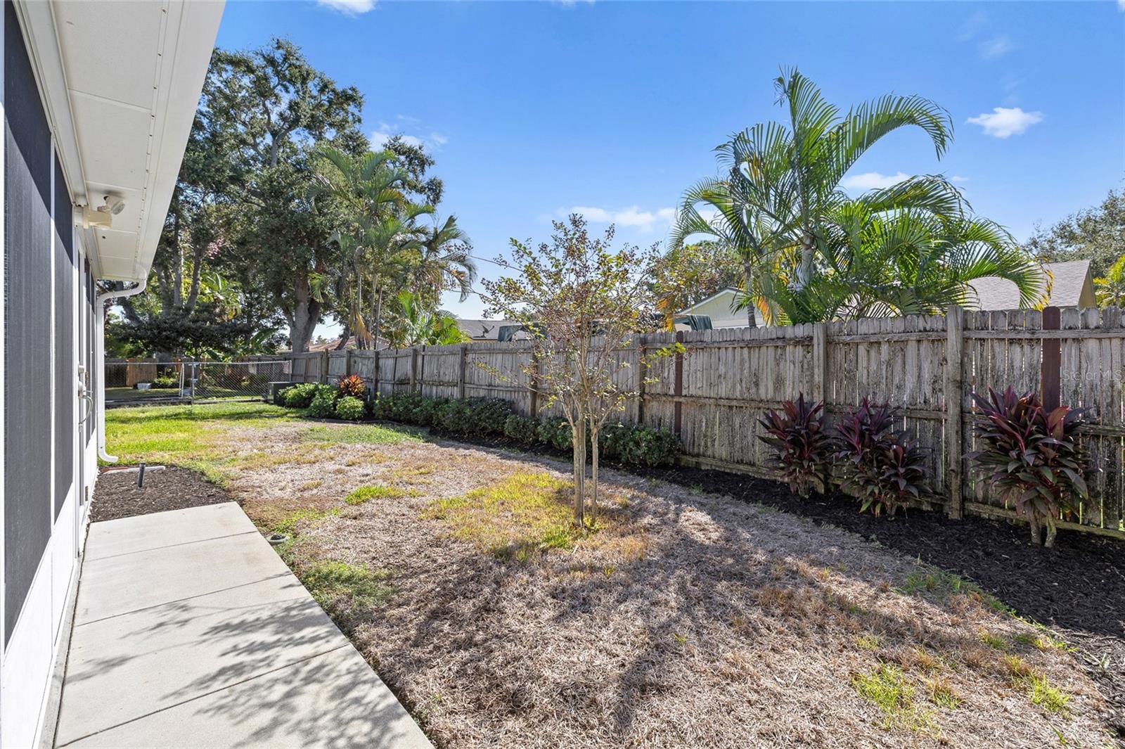 BONNIE BAY COUNTRY CLUB ESTATES-PHASE 3 - Residential