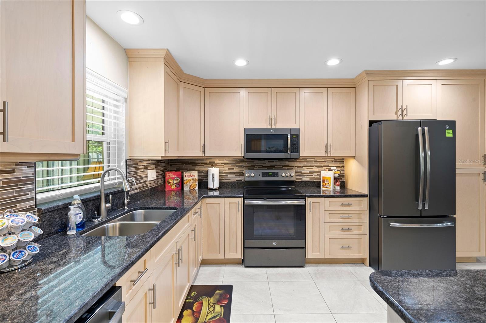 BONNIE BAY COUNTRY CLUB ESTATES-PHASE 3 - Residential