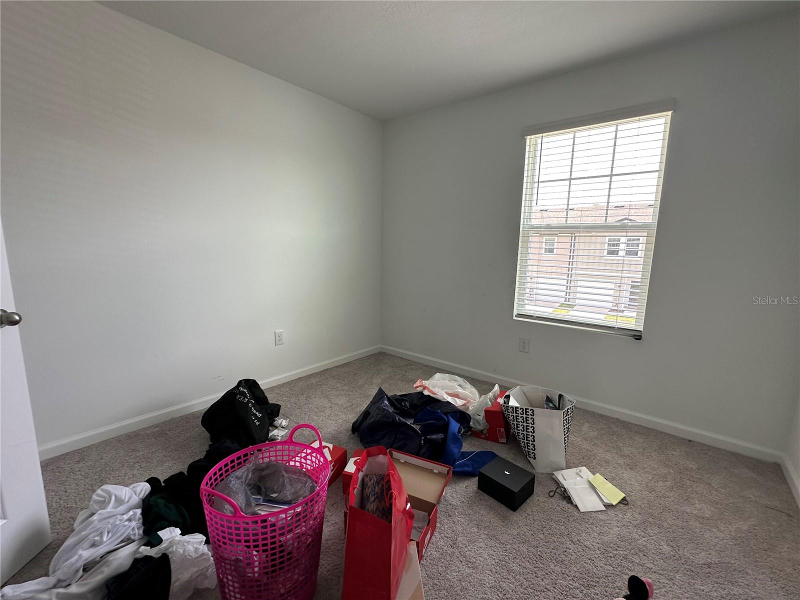 DUG CRK TWNHMS - Residential