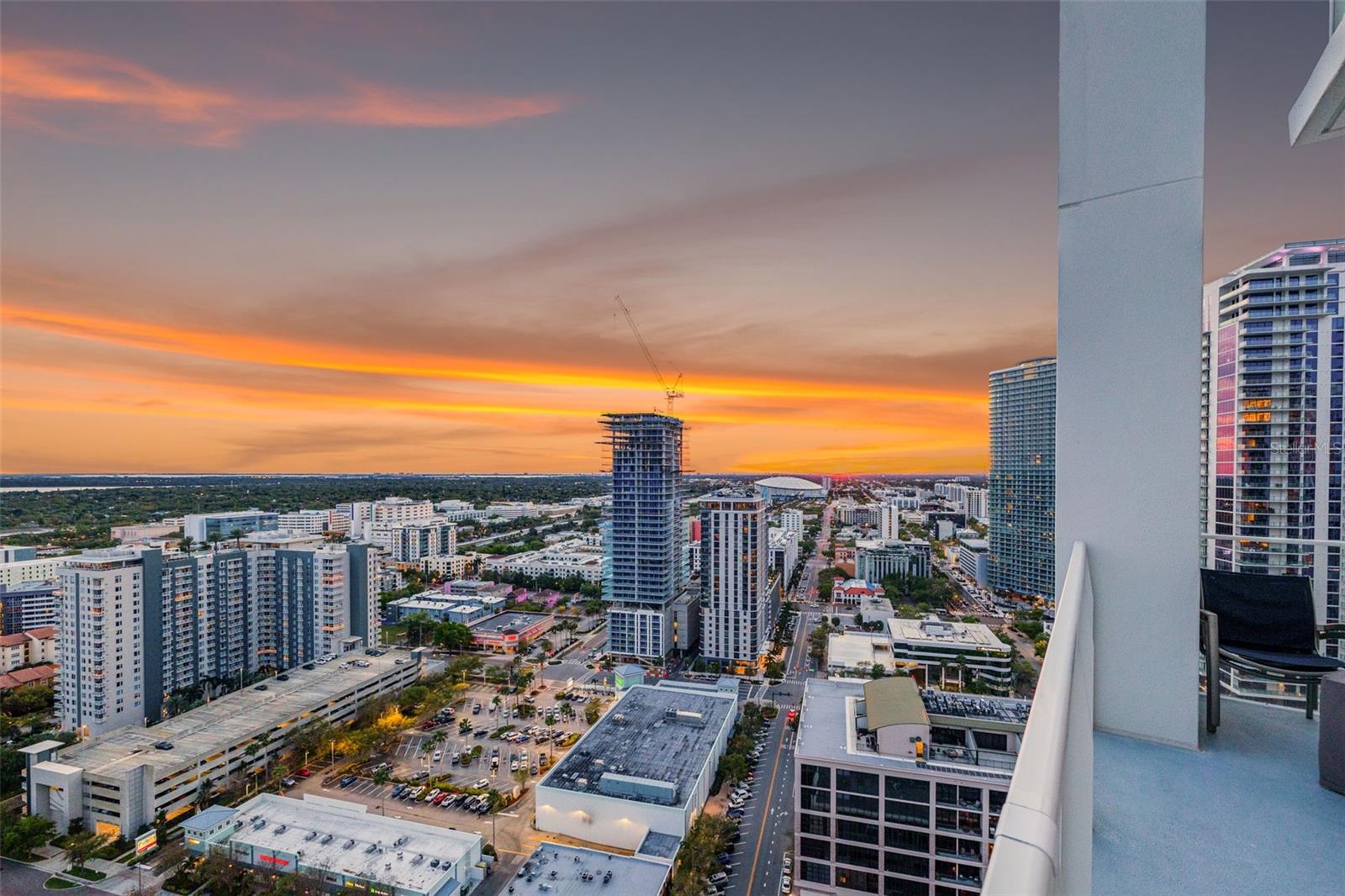 SIGNATURE PLACE CONDO - Residential