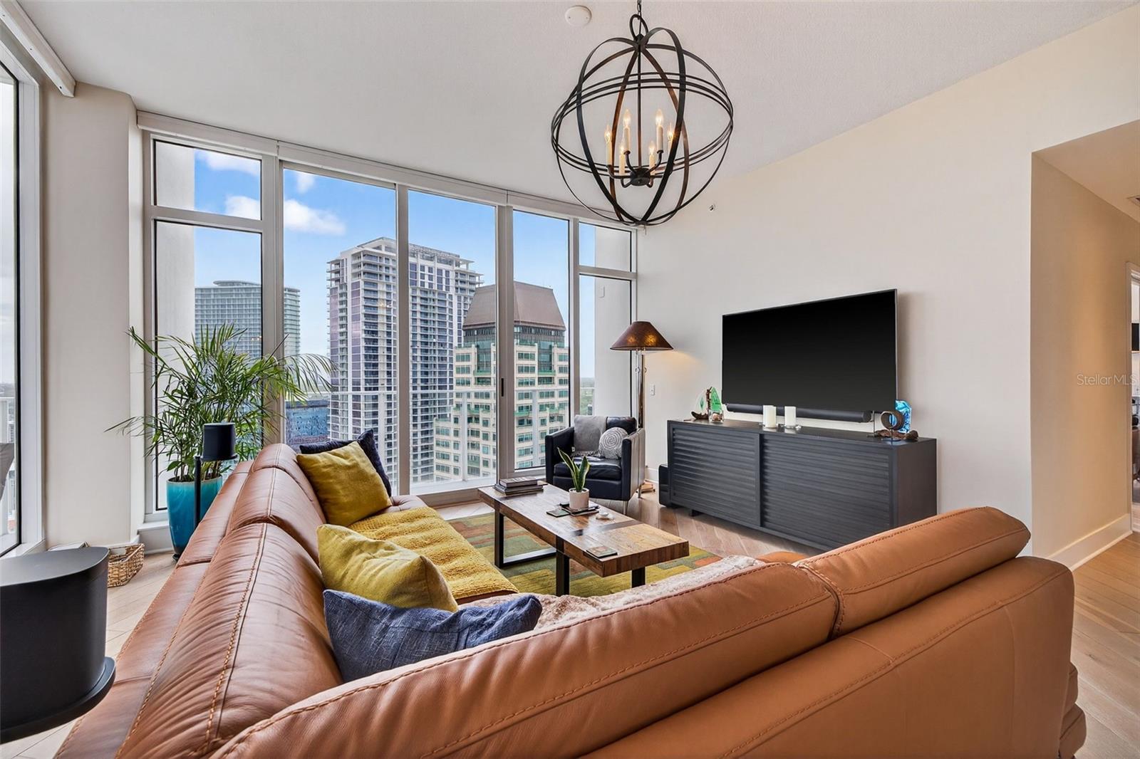 SIGNATURE PLACE CONDO - Residential