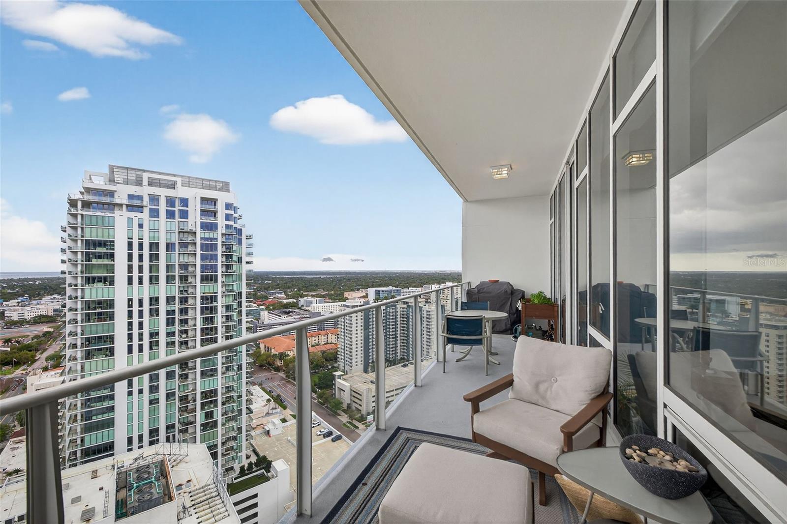 SIGNATURE PLACE CONDO - Residential