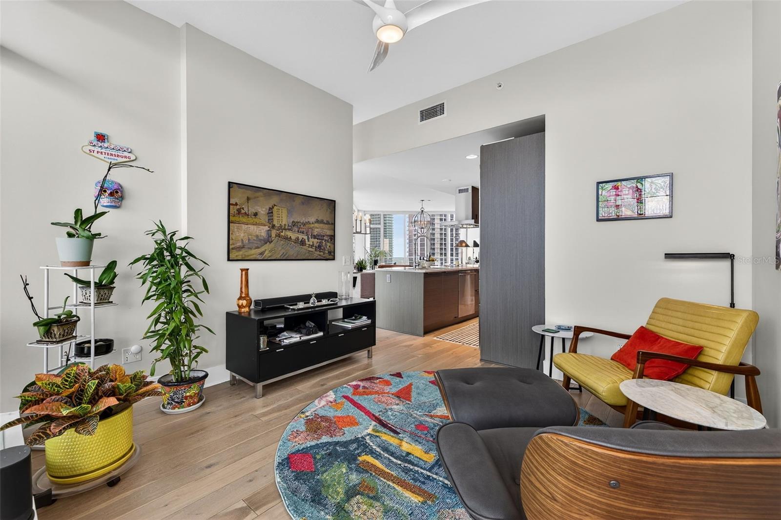 SIGNATURE PLACE CONDO - Residential