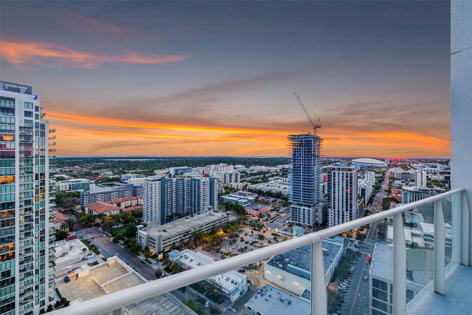 SIGNATURE PLACE CONDO - Residential