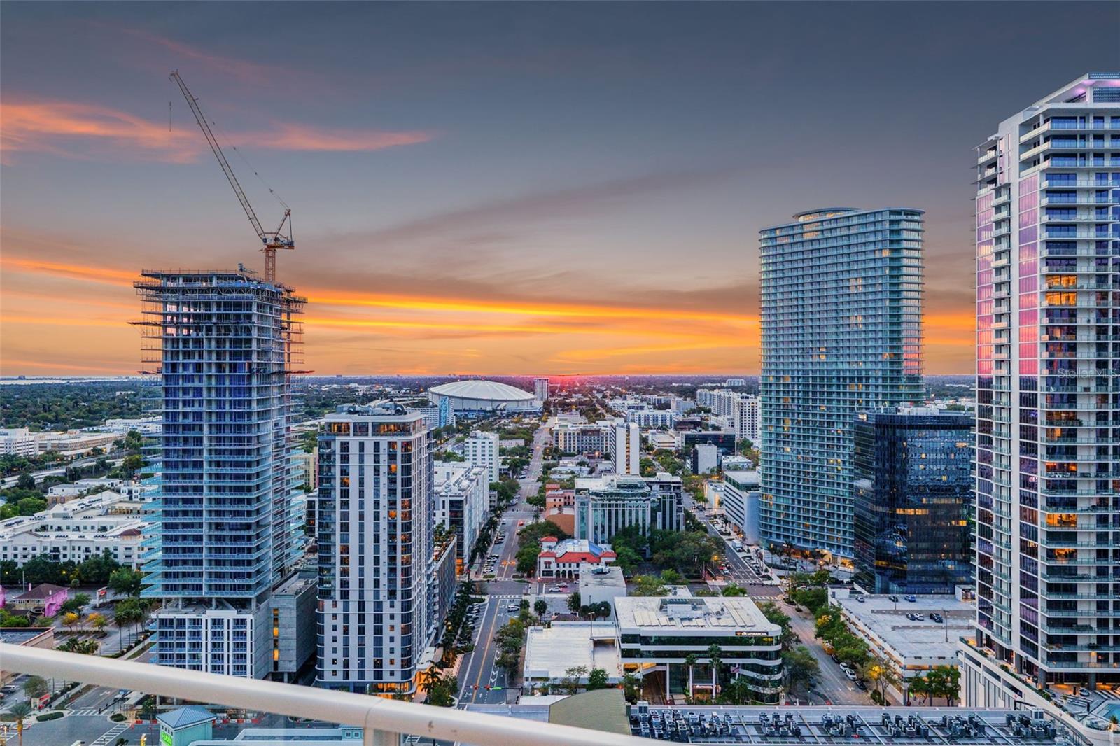 SIGNATURE PLACE CONDO - Residential