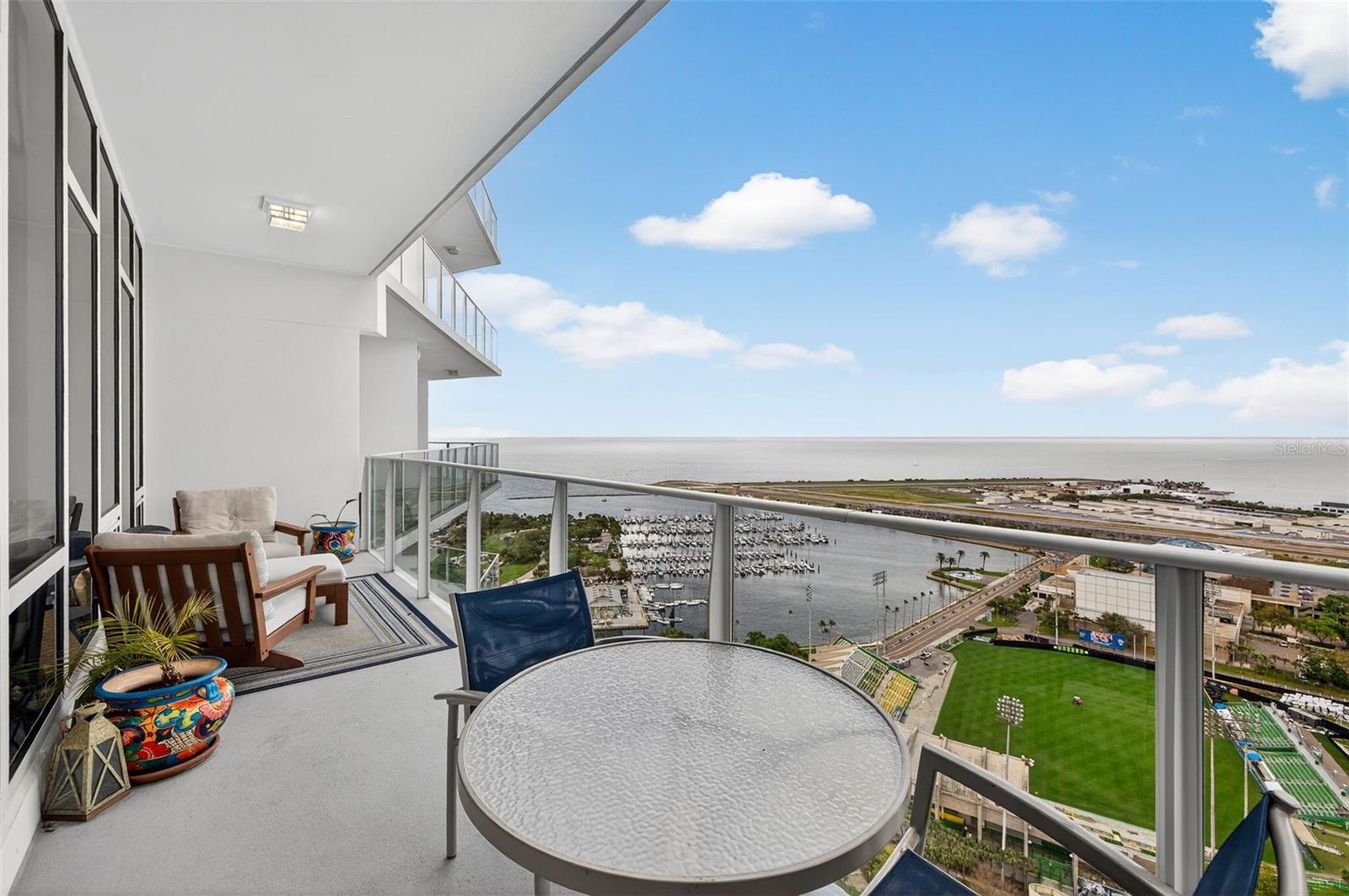 SIGNATURE PLACE CONDO - Residential