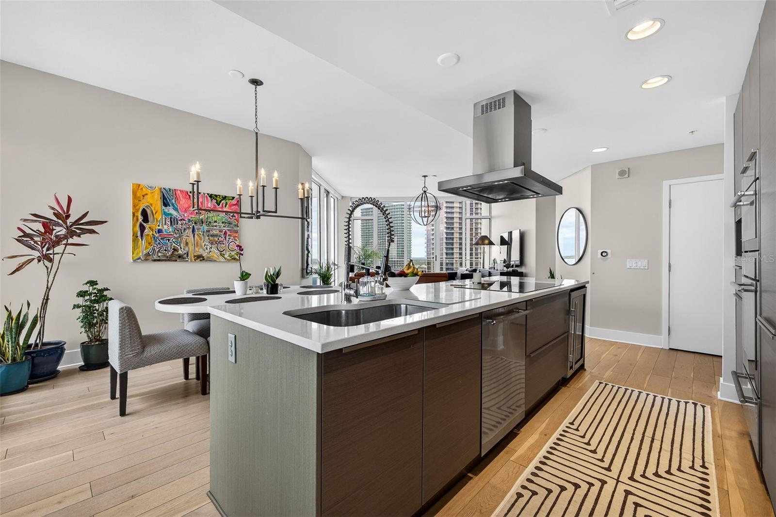 SIGNATURE PLACE CONDO - Residential