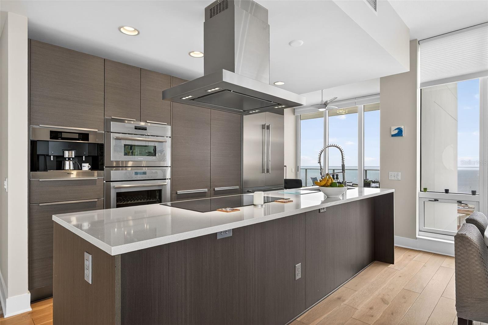 SIGNATURE PLACE CONDO - Residential