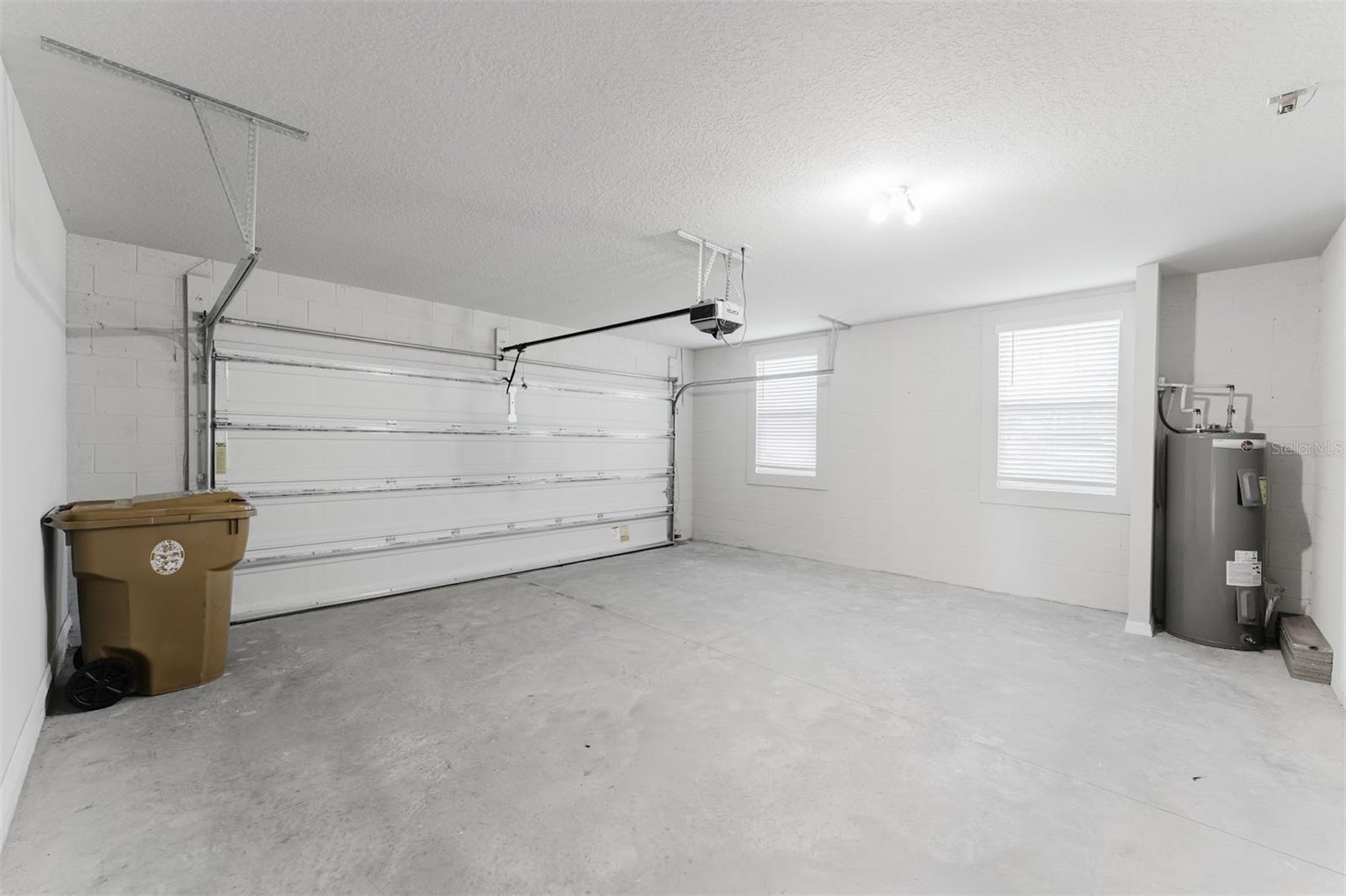 SILVER SPRINGS - Residential