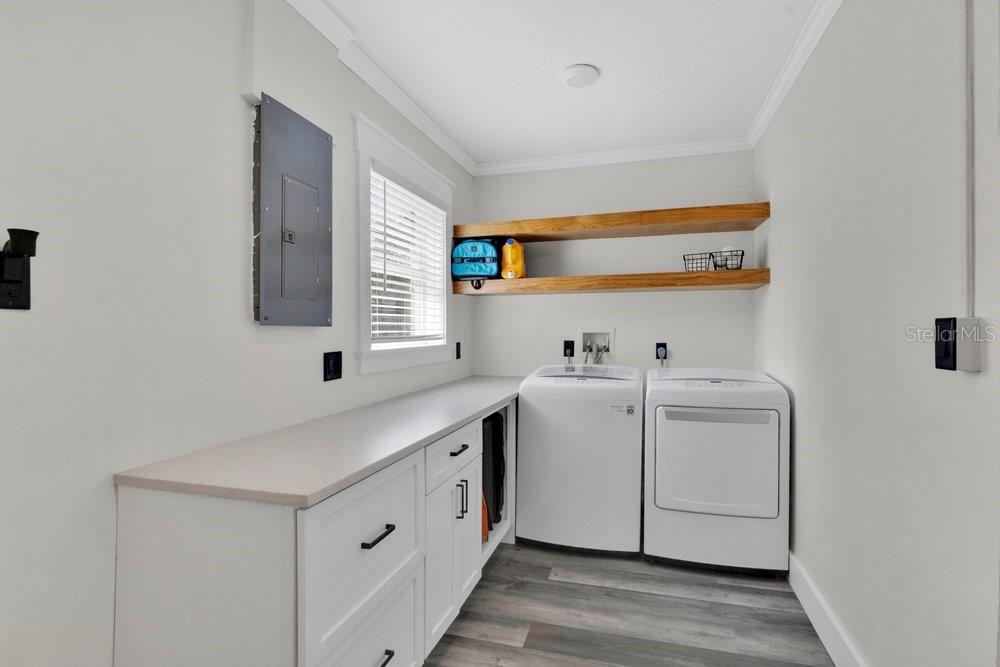 RIVERSIDE ACRES - Residential