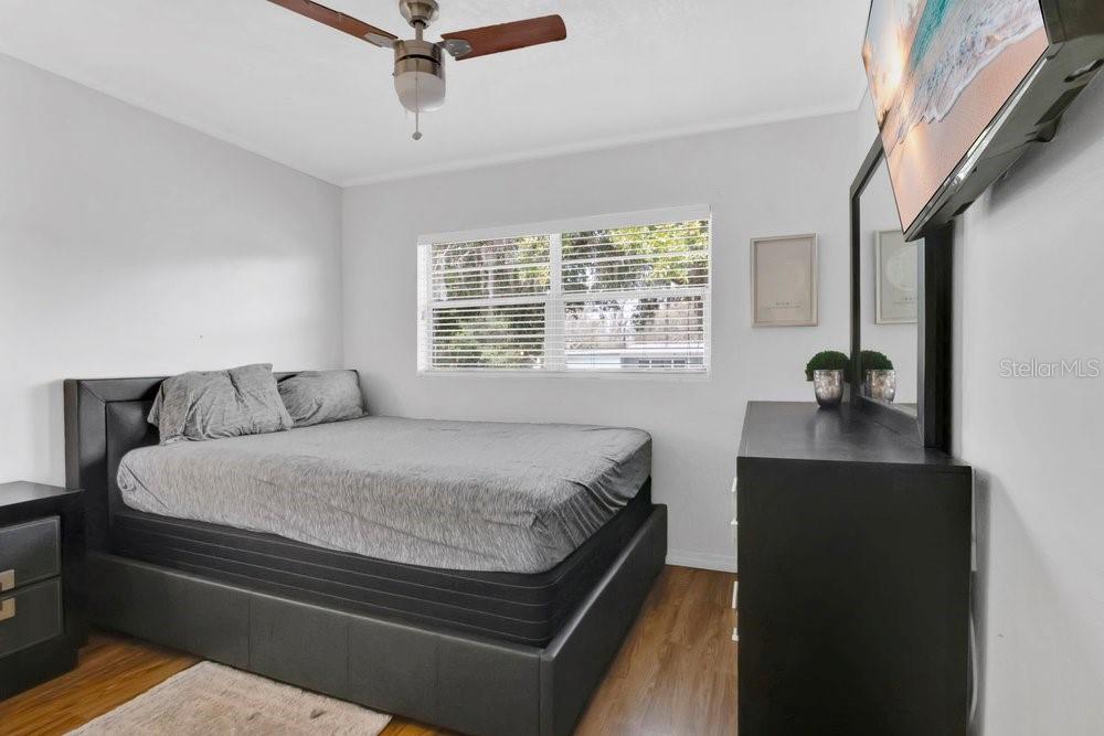 RIVERSIDE ACRES - Residential