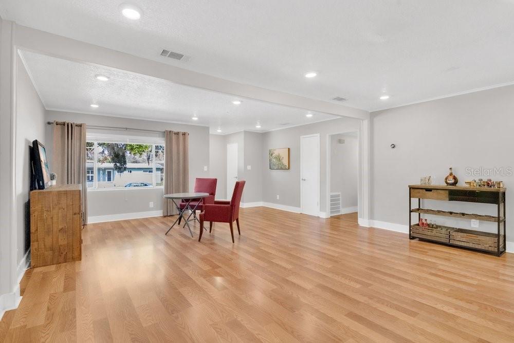 RIVERSIDE ACRES - Residential