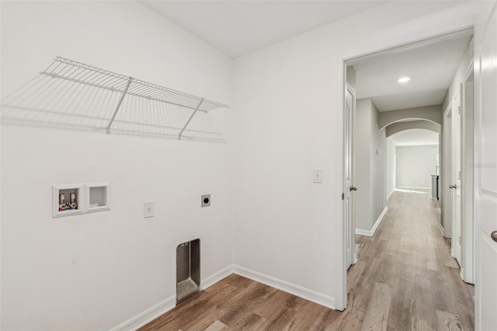 VILLAGES/BRIDGEWATER VILLAGE 4 L - Residential