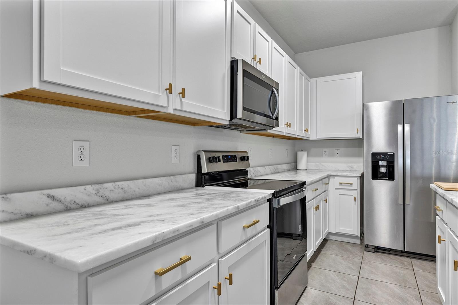 BRADEN POINTE - Residential