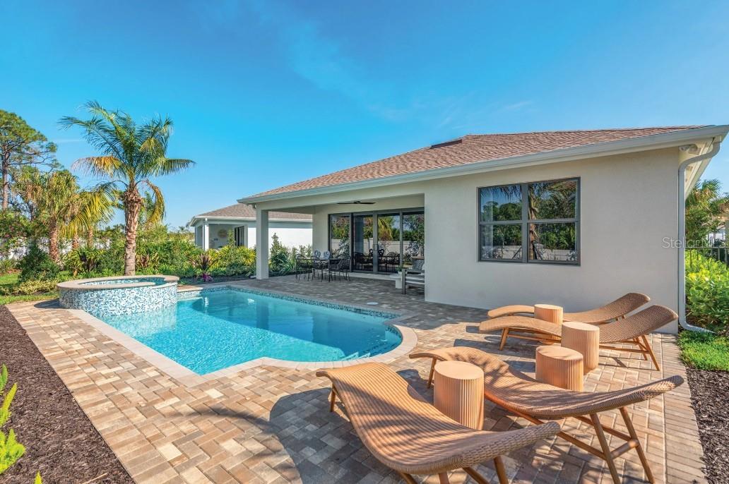 BUCKINGHAM 345 - PLAT ONE - Residential