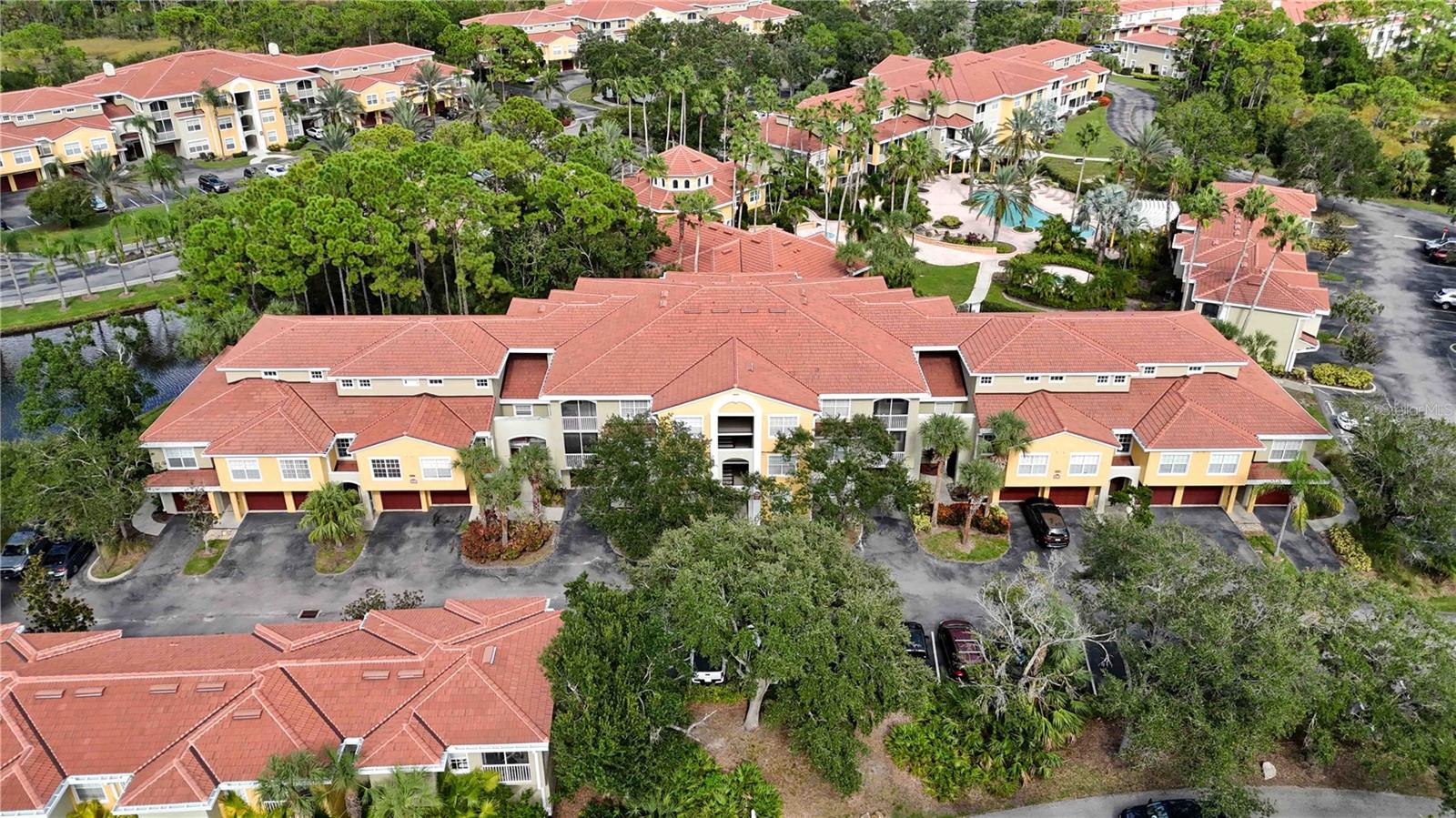 LAS PALMAS OF SARASOTA - Residential