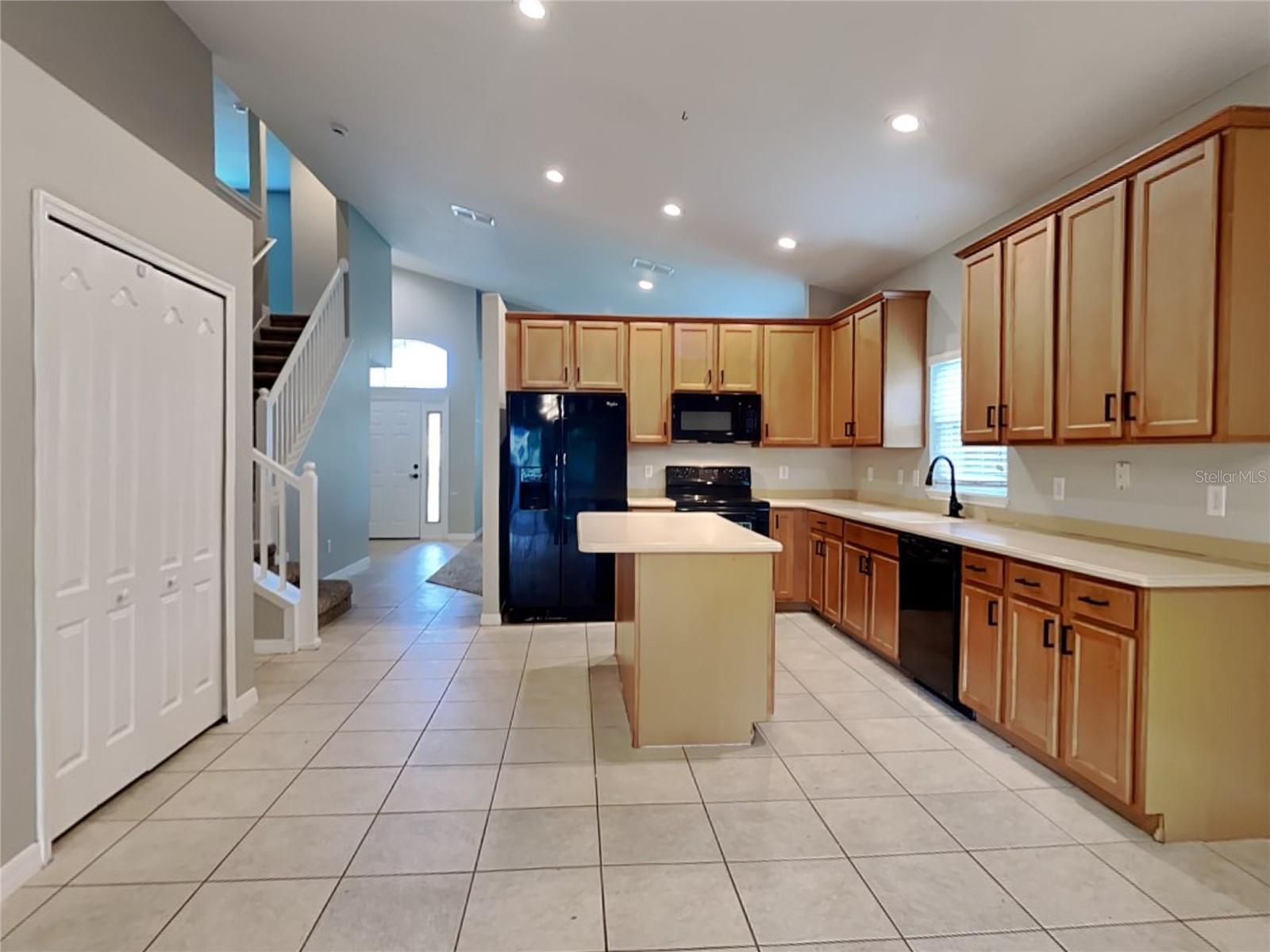 SOUTHRIDGE POINTE - Residential Lease