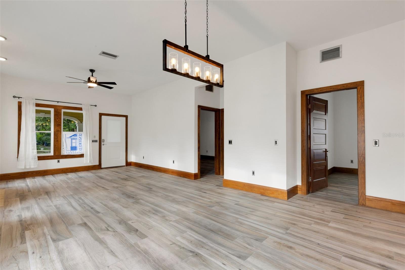 MATHIS H J ADD 01 - Residential