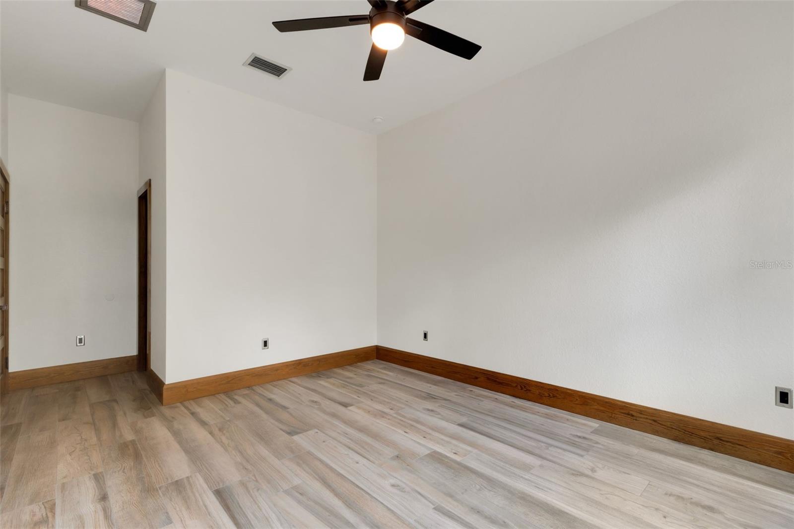 MATHIS H J ADD 01 - Residential