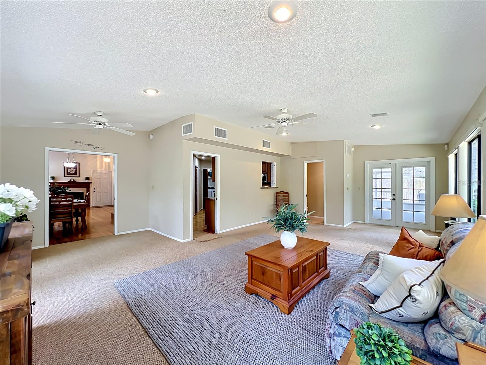 COUNTRY CREEK SOUTHRIDGE AT - Residential