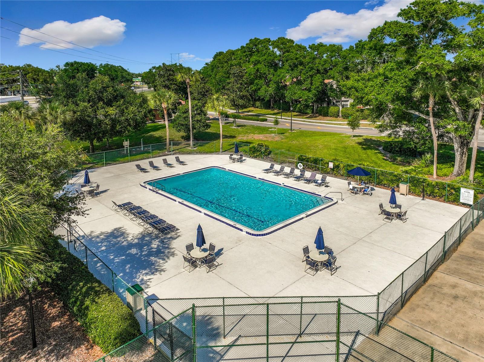 COUNTRY CREEK SOUTHRIDGE AT - Residential