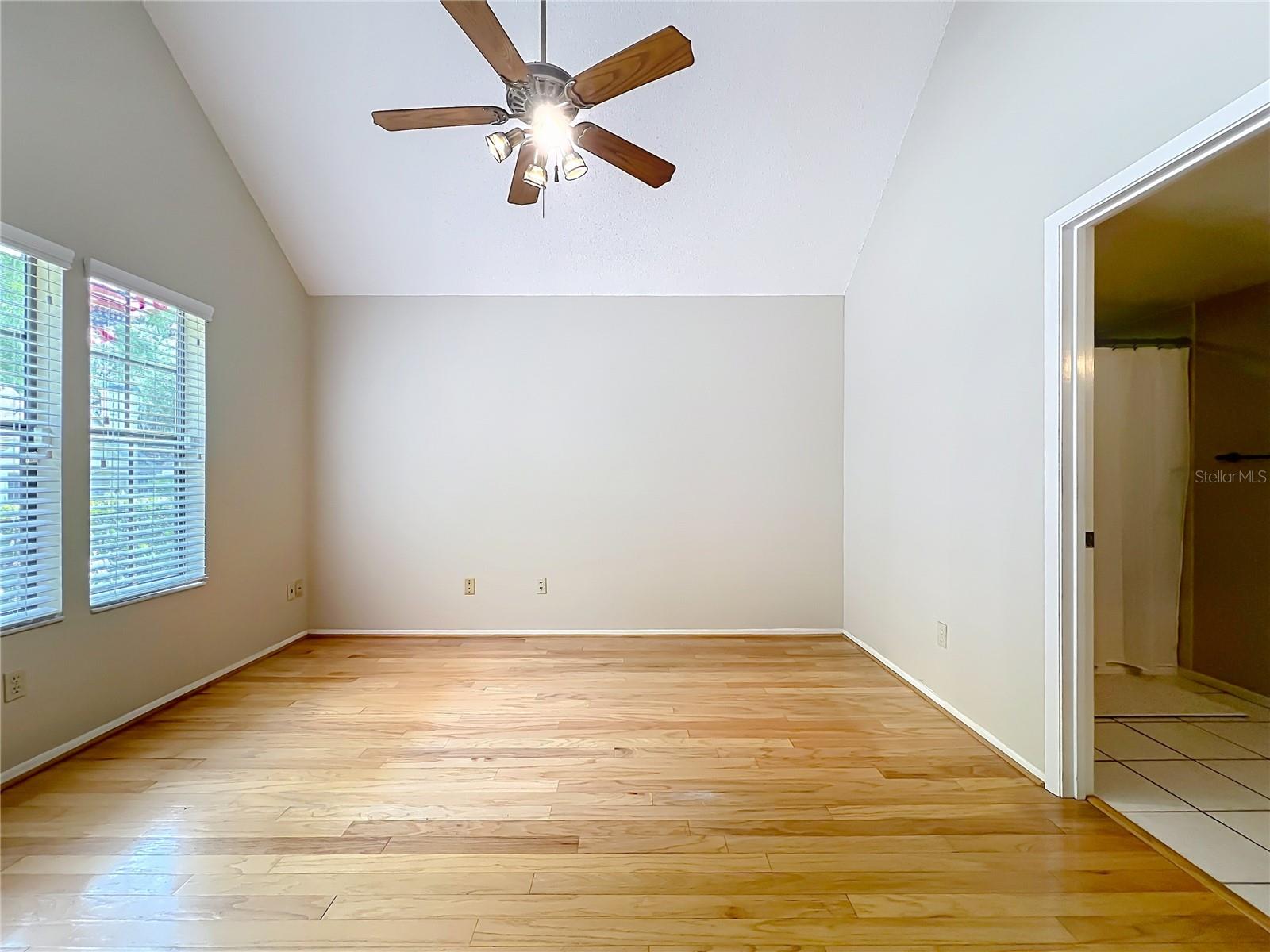 COUNTRY CREEK SOUTHRIDGE AT - Residential